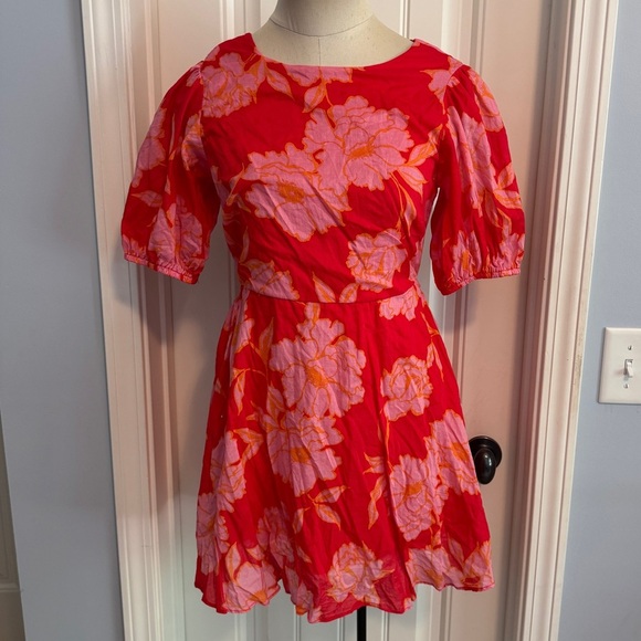 Vici Medium Red Floral Mini Dress ~ Fit & Flare Open Back Beach Tropical - Picture 1 of 8